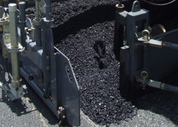 Aggregate Industries is now offering a carbon neutral asphalt product – image © courtesy of Mike Woof