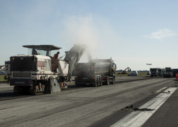 Precision milling using the Topcon 3D systems was carried out to provide an accurate base to lay the new asphalt layers on top