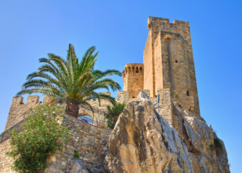 Roseto Castle lies close to the existing road and is one of the historic structures that the project will take care to protect – image courtesy of © Milla74; Dreamstime.com