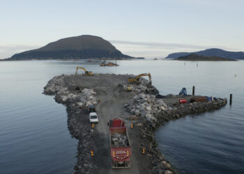 A new causeway forms an integral part of the new road link