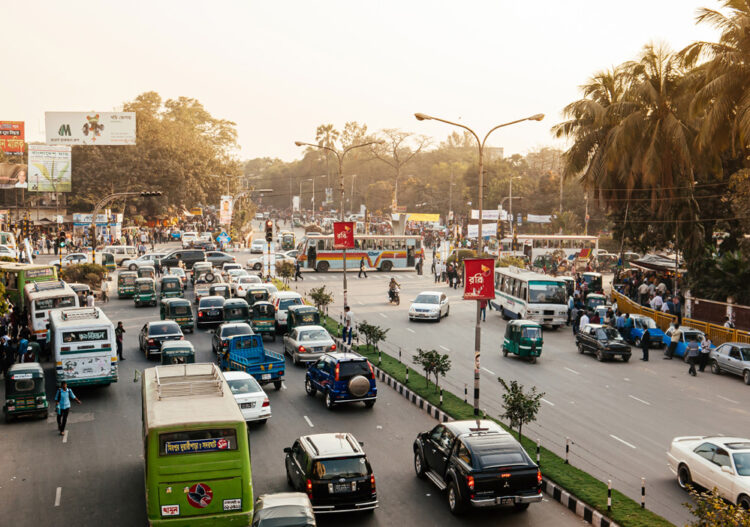Capital Dhaka suffers from heavy traffic congestion as well as air pollution, made worse by vehicle exhaust fumes © Nuvisage | Dreamstime.com