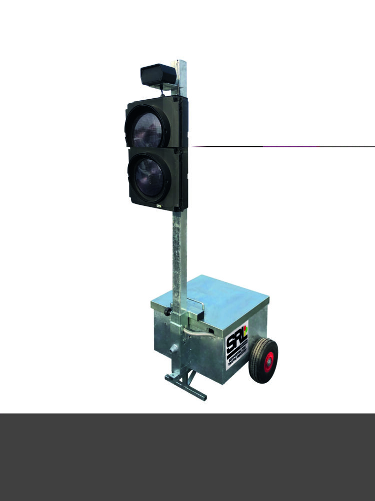 Multiphase ADS uses an algorithm to adjust green light time, taking into account the accommodation of HGV start lag