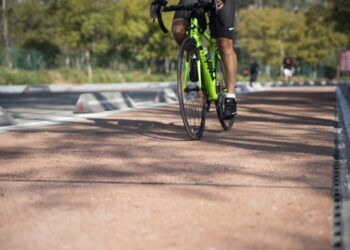 Amanco Wavin supervised installation of the PlasticRoad bicycle path in Mexico City's Chapultepec Forest - Bosque de Chapultepec