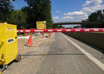 INSTABOOM solar barriers meet the stringent BS/EN 13241-1 safety standards for gates, barriers and doors
