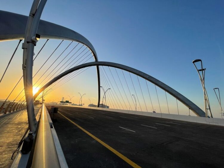 The new Infinity Bridge in Dubai was built by the BESIX Group and provides an important transport link