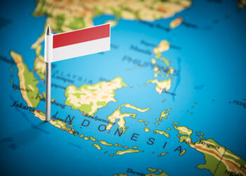 A new toll road in Indonesia will also provide protection from flooding – image courtesy of © Butenkow, Dreamstime.com