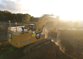 Using Trimble machine control systems is helping Stringfellow retain its machine operators according to the firm