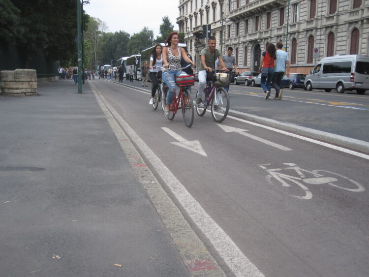 Peddle power in Milan (image © David Arminas/World Highways)
