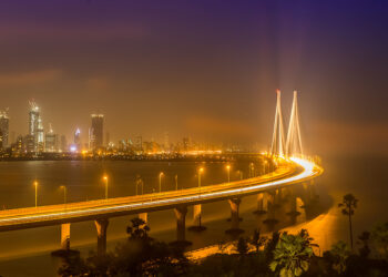 Mumbai's traffic woes are being addressed with the construction of new links © Narayankumar, Dreamstime.com