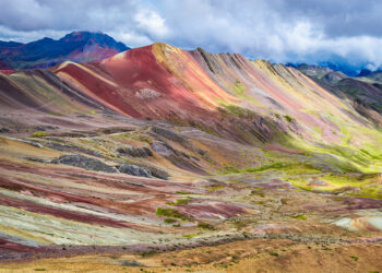 Vinicunca, Peru - Rainbow Mountain © Emicristea | Dreamstime.com