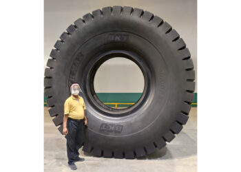 BKT EARTHMAX SR 468 for rigid haulers