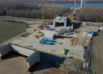 he anchor blocks are massive and will provide security for the structure during its working life