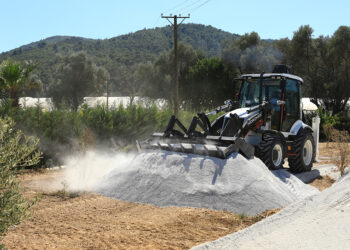 The turbocharged engine of Hidromek’s SUPRA series backhoe loaders maintains high torque even at low rpm