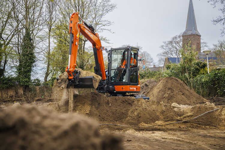 Hitachi Construction Machinery (Europe) has launched its first zero-emission 5-tonne battery powered excavator