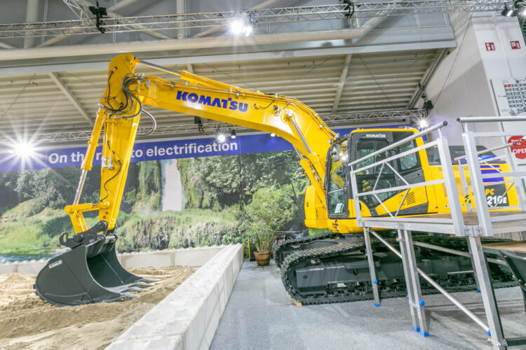 Komatsu’s new Proterra-powered PC210E excavator