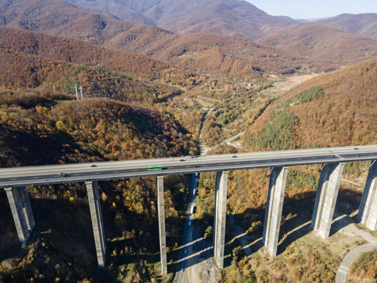Aerial view of Bebresh Viaduct at Hemus A2 motorway, Vitinya Pass, in the Sofia Region, Bulgaria (image © Stoyan Haytov/Dreamstime)