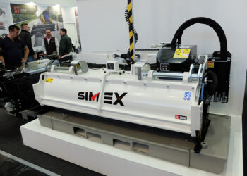 The new Simex planer attachment offers additional versatility for compact tracked loaders and skid steer loaders