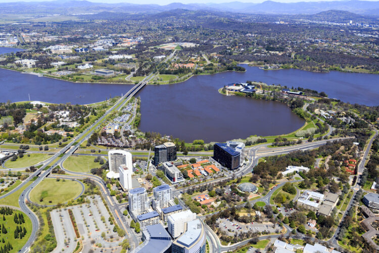 A new bridge project in Australia’s capital, Canberra, will cut congestion and journey times – image courtesy of © Glenn Martin | Dreamstime.com