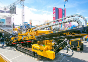 The Vermeer D220x500 S3 horizontal directional drill is a good fit for utility infrastructure work