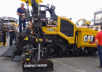 Caterpillar offers its AP 455 paver for the world market