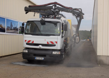 Secmair's Greenswift offers effective pothole repairs, with the operator working from the safety of a truck cab (image © courtesy of Mike Woof)
