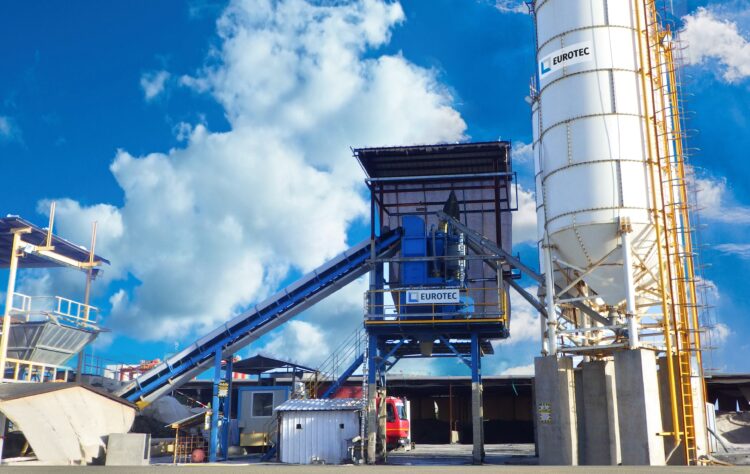 A Eurotec batching plant has played an important role in development of a port facility in Madagascar