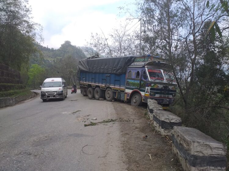 A key route in Nepal is to be upgraded to dual carriageway status with help from an ADB loan facility, boosting capacity and safety – image courtesy of Ramkrishna Wagle