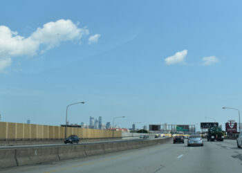 A major highway diversion is now in place in Philadelphia, following a fire that collapsed a section of the busy I-95 highway – image courtesy of © Foolishproductionsphotography | Dreamstime.com