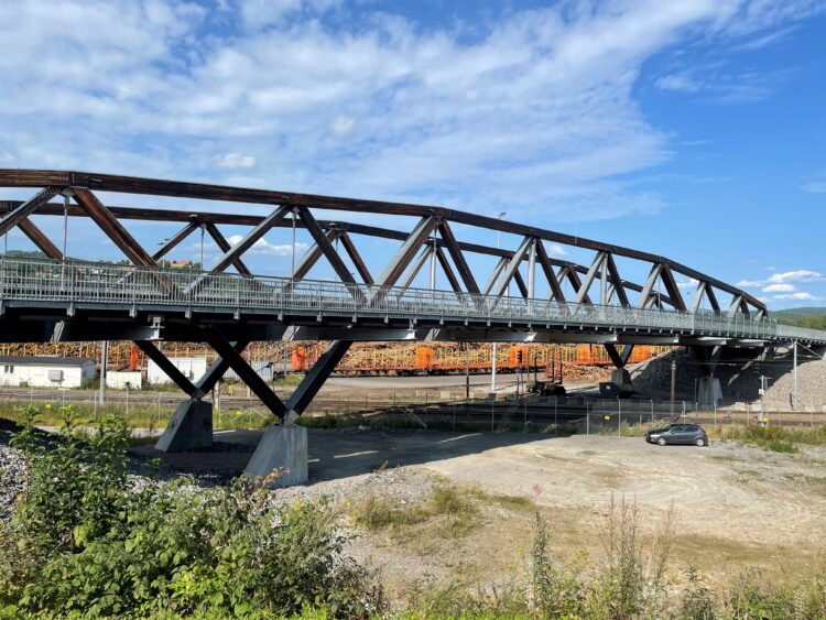 Norsenga Bridge, open with weight restrictions, is on the E16 near Kongsvinger and is one of the bridges that Statens vegvesen is checking for possible design errors (image © Jørn Jakobsen /NPRA-Statens vegvesen)