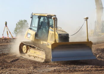 Contractors can improve communications across the office and with construction operations using the latest B2W software development