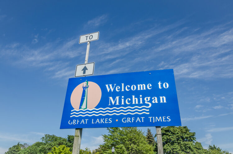 New HOV lanes on I-75 in Michigan will help reduce congestion - image courtesy of © Sue Smith|Dreamstime.com