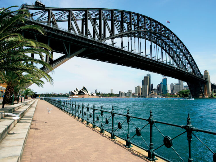 The Kewatkhali Bridge will be similar to Australia's Sydney Harbour Bridge, pictured, and the largest steel arch bridge in Bangladesh (image © Ron Sumners/Dreamstime)