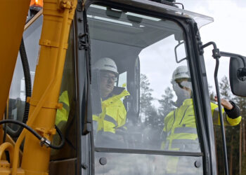 Komatsu