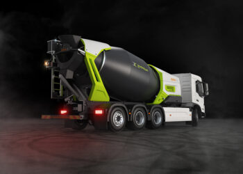 The E9 electric mixer mounted on a Volvo electric truck