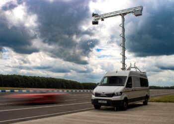 Seeing is believing: cameras detect drivers who have not buckled up (image courtesy National Highways)
