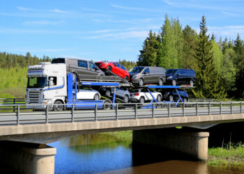 With thousands of bridges needing structural upgrades to extend their life, WiM has proved invaluable in the battle to identify overloaded vehicles (image © Taina Sohlman/Dreamstime)