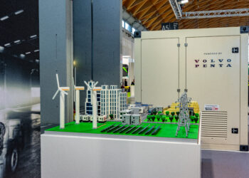 Volvo Penta has acquired a minority stake in UtilityInnovation Group (UIG) to enable the development of resilient and reliable BESS solutions
