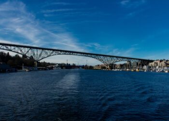 A new bridge will be built in Seattle – image courtesy of © Dan Kelley | Dreamstime.com
