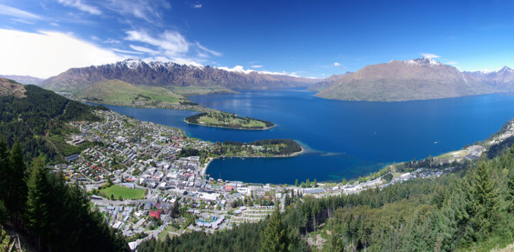 A major junction upgrade will help reduce traffic delays in New Zealand’s scenic South Island – image courtesy of © Matthew Weinel| Dreamstime.com