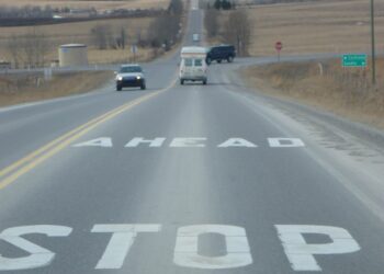 Improved road markings will reduce pollution (image © David Arminas/World Highways)