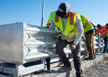 The TAU-XR offers a range of transition options up to 52 inches (1m), ensuring maximum versatility in design