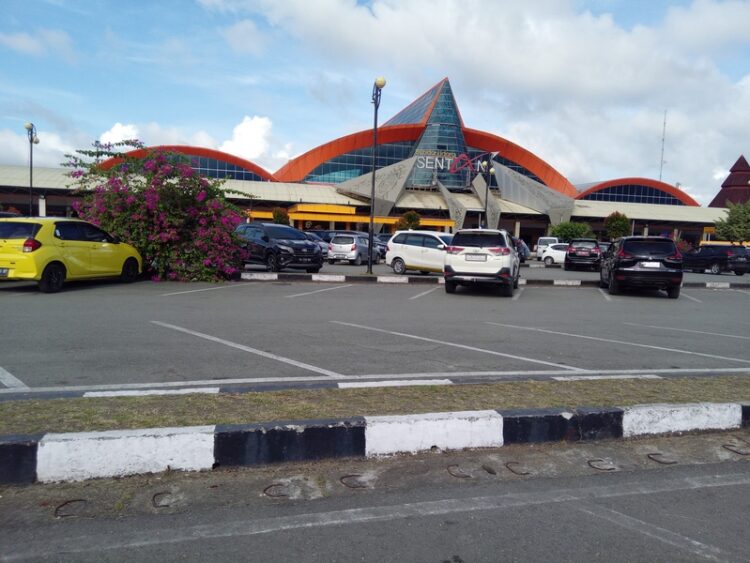 Papua and Papua Pegunungan in Indonesia will benefit from improved transport with the new tolled highway project – image courtesy of © Derman Telenggen | Dreamstime.com