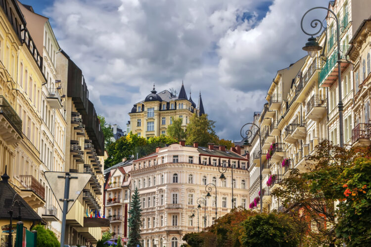 New road projects are planned for the Czech Republic, boosting transport around Sadová, Plotište Sázava, Bošov and Knínice – image courtesy of © Boris Breytman, Dreamstime.com