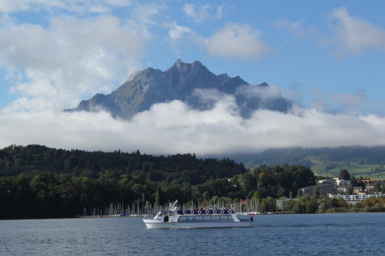 Implenia and Frutiger will build a new tunnel running alongside Lake Lucerne in Switzerland – image courtesy of © Melissa Nash| Dreamstime.com