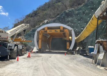 CEMEX is supplying the concrete for use in a major Mexican highway project, which includes tunnel construction works – image © courtesy of CEMEX