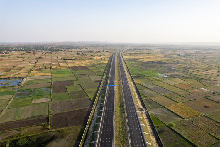 Construction of the Delhi-Mumbai Expressway should be complete by Q3 2025 – image courtesy of © Amlan Mathur, Dreamstime.com