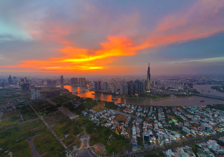 A fourth bridge for the Saigon River in HCMC is one of several proposed transport infrastructure projects for Vietnam – image courtesy of © Hoxuanhuong| Dreamstime.com