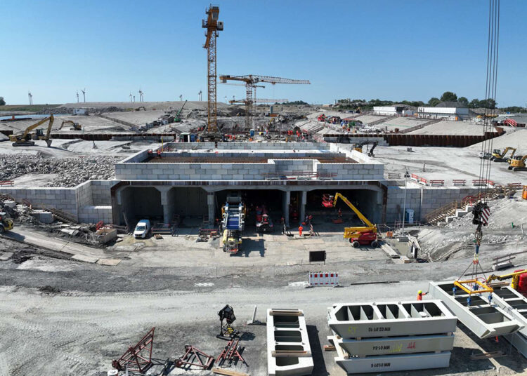 Work progresses on the portal at Puttgarden, a ferry harbour and a village on the German island of Fehmarn (image courtesy Femern A/S)