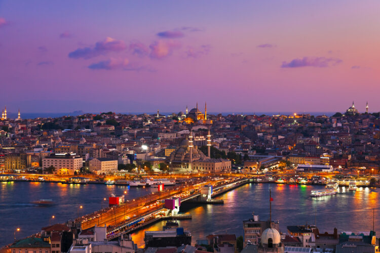 Istanbul, the crossroads of Europe and Asia, will host the IRF World Congress from October 15 to 18 (image © Nikolai Sorokin/Dreamstime)