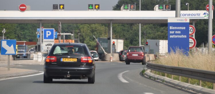 French highway contracts will have to be renegotiated in coming years